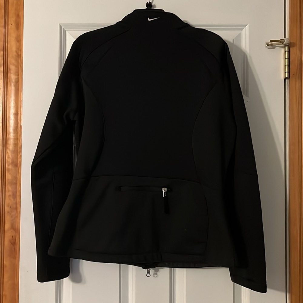XL Nike fit therma Black Quilted jacket Tag size XL  16-18 - Picture 3 of 10